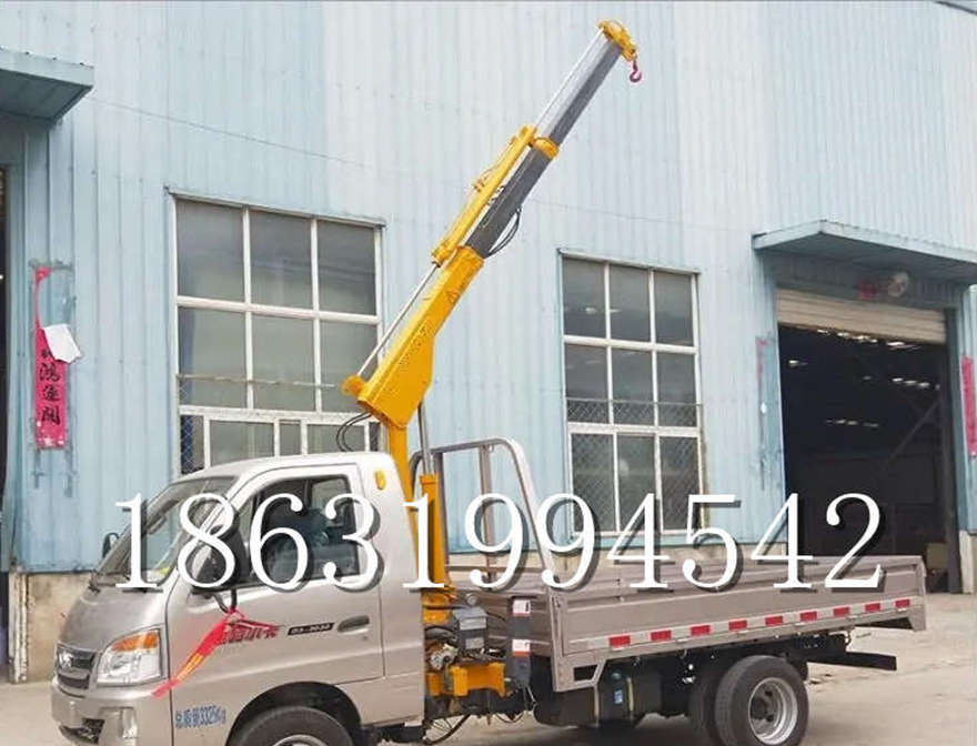 雅江县随车吊机搬运悬臂吊机雅江县车载随车吊改装全地形履带吊移动随车吊机